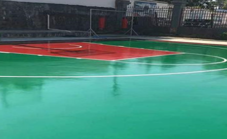 泰州篮球场翻新地面